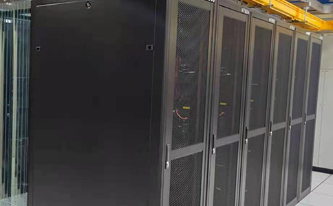 虚拟主机代理_如何解决带宽问题的附件服务器